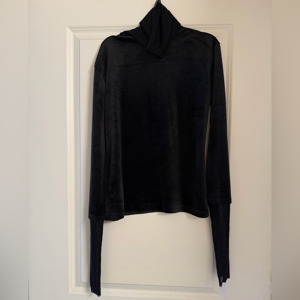 Black Velour Hooded Long Sleeve Top